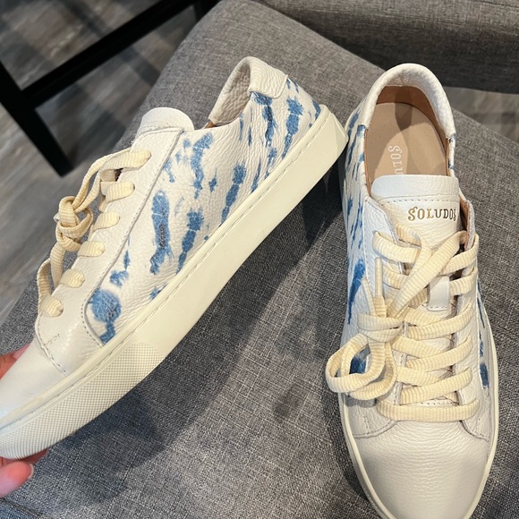 Soludos Ivory and Sky Blue Patterned Sneakers - Picture 1 of 6
